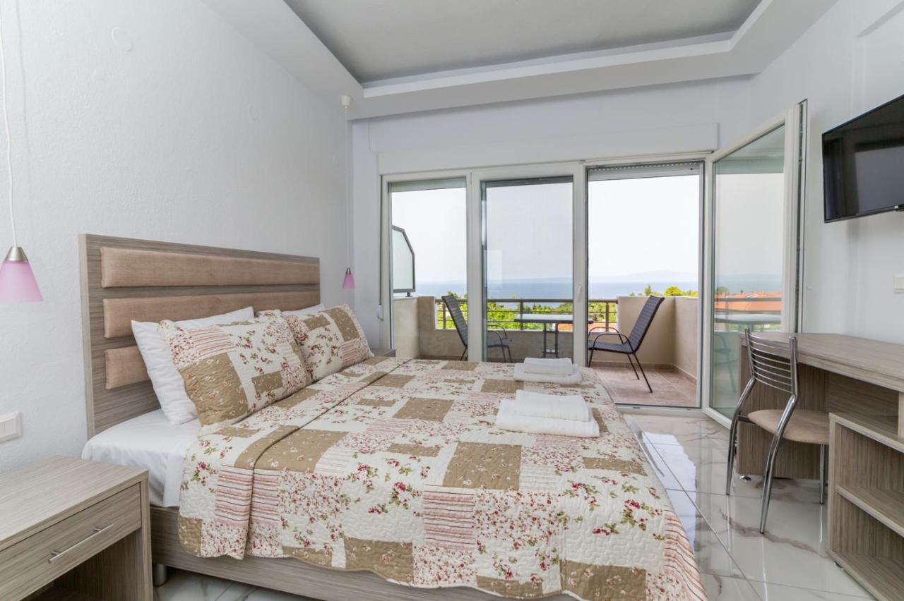 Valiant Sea Aparthotel Kriopigi Luaran gambar